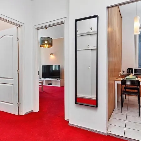 Market Square Old Town By Renters Appartamento *